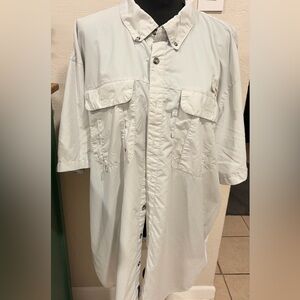 Magellan Outdoors Light Gray Button Up Shirt